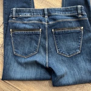 WHBM White House Black Market Skimmer Crop zipper ankle black leather accents